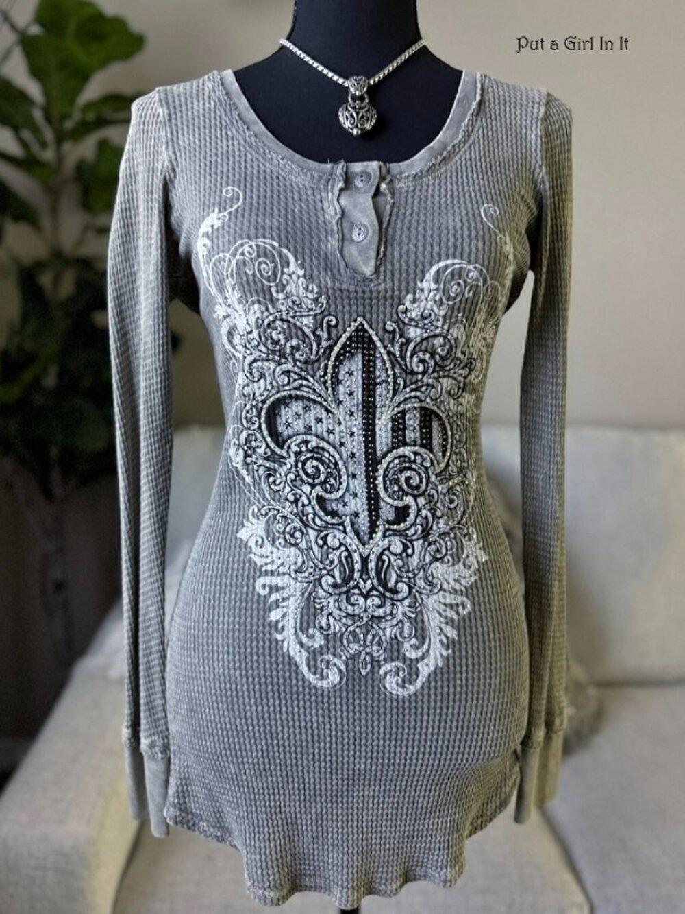 Vocal Apparel women's crystal embellished gray mineral dyed fleur de lis shirt s